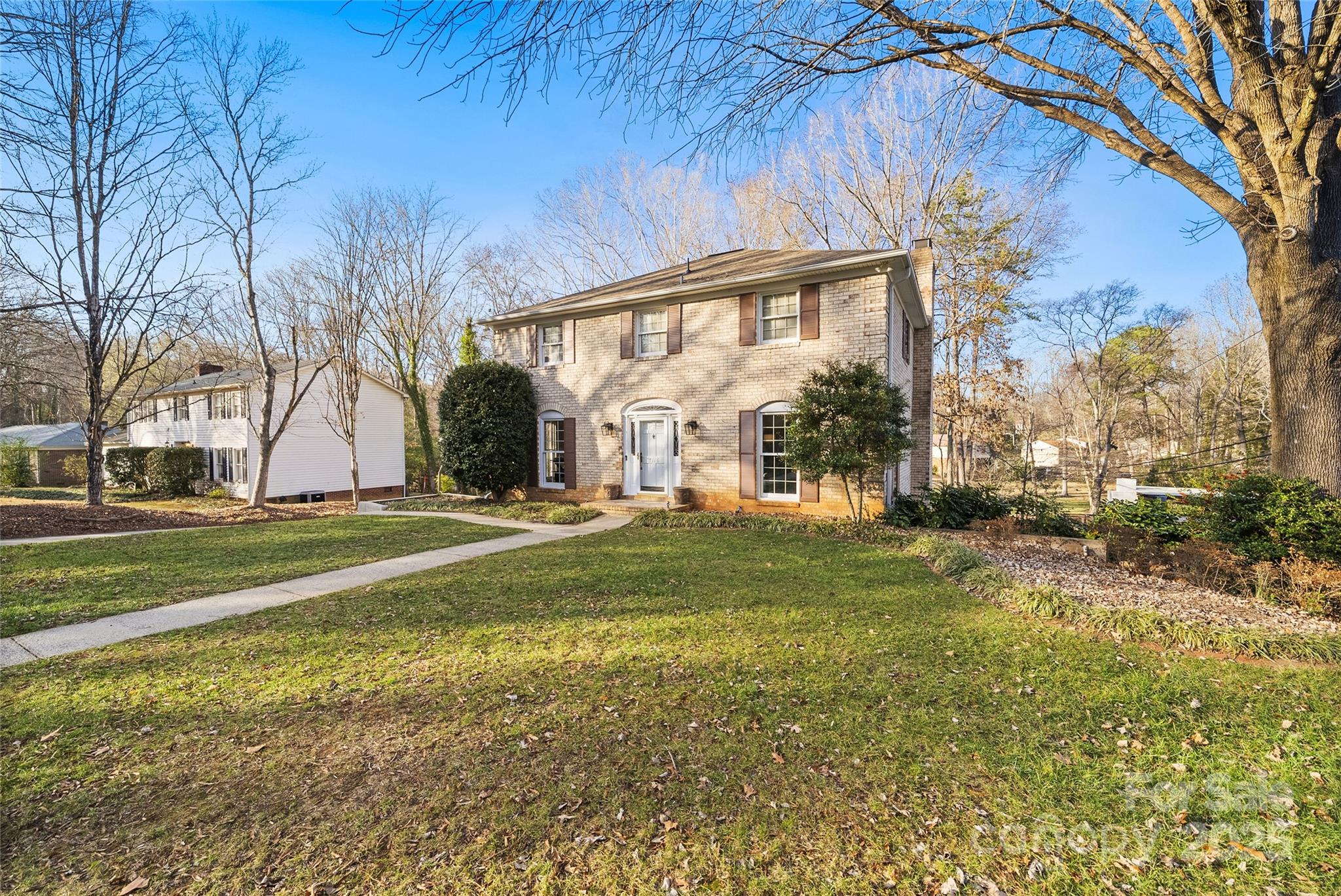 7116 Hollyhouse Drive Charlotte NC 28215