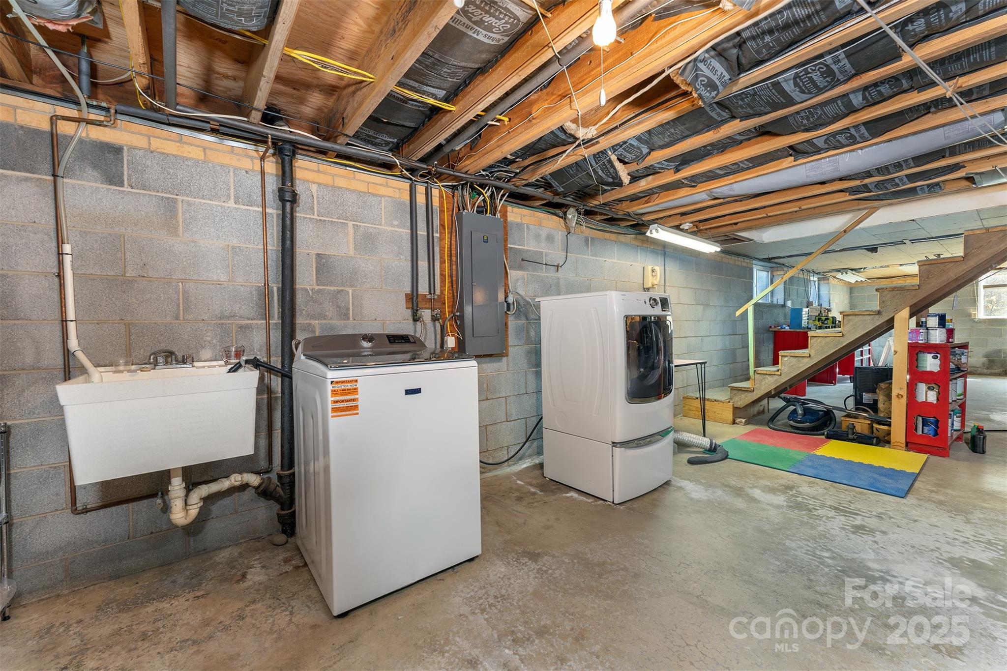 108 Hill Street Black Mountain NC 28711