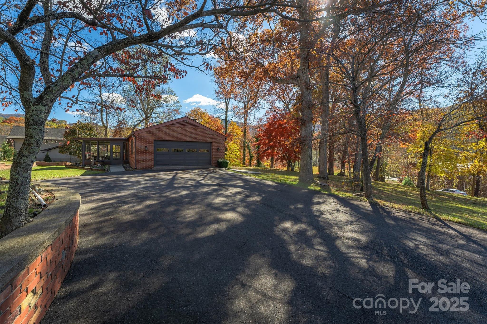 108 Hill Street Black Mountain NC 28711