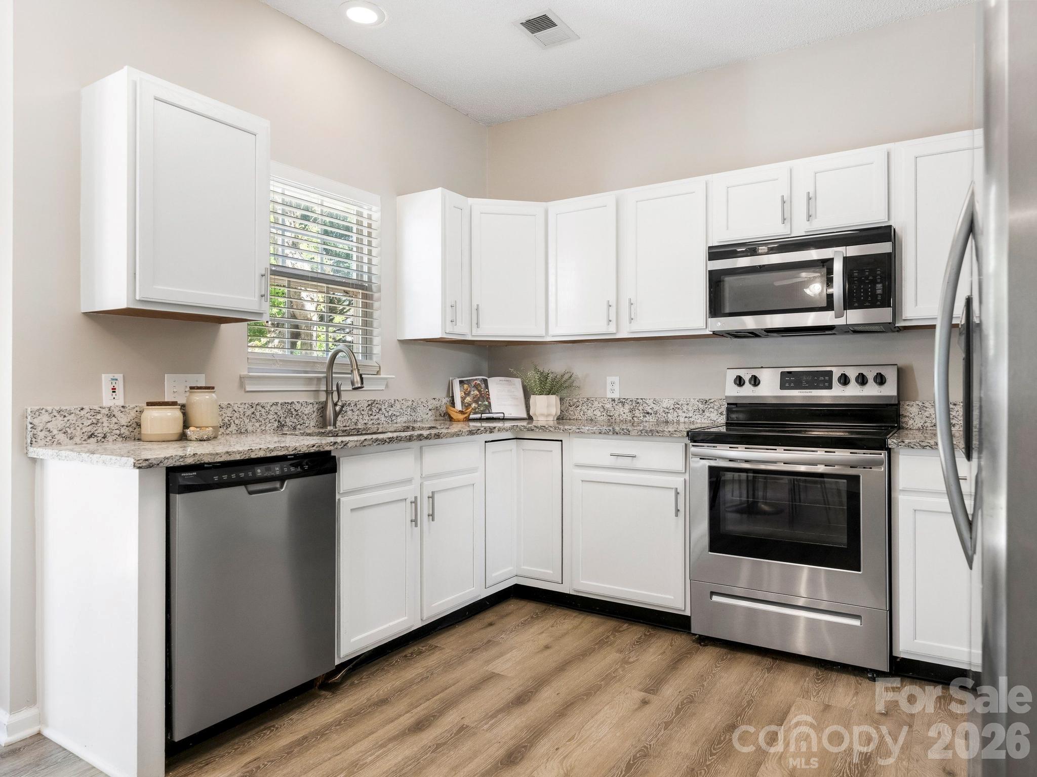 6208 Harburn Forest Drive Charlotte NC 28269