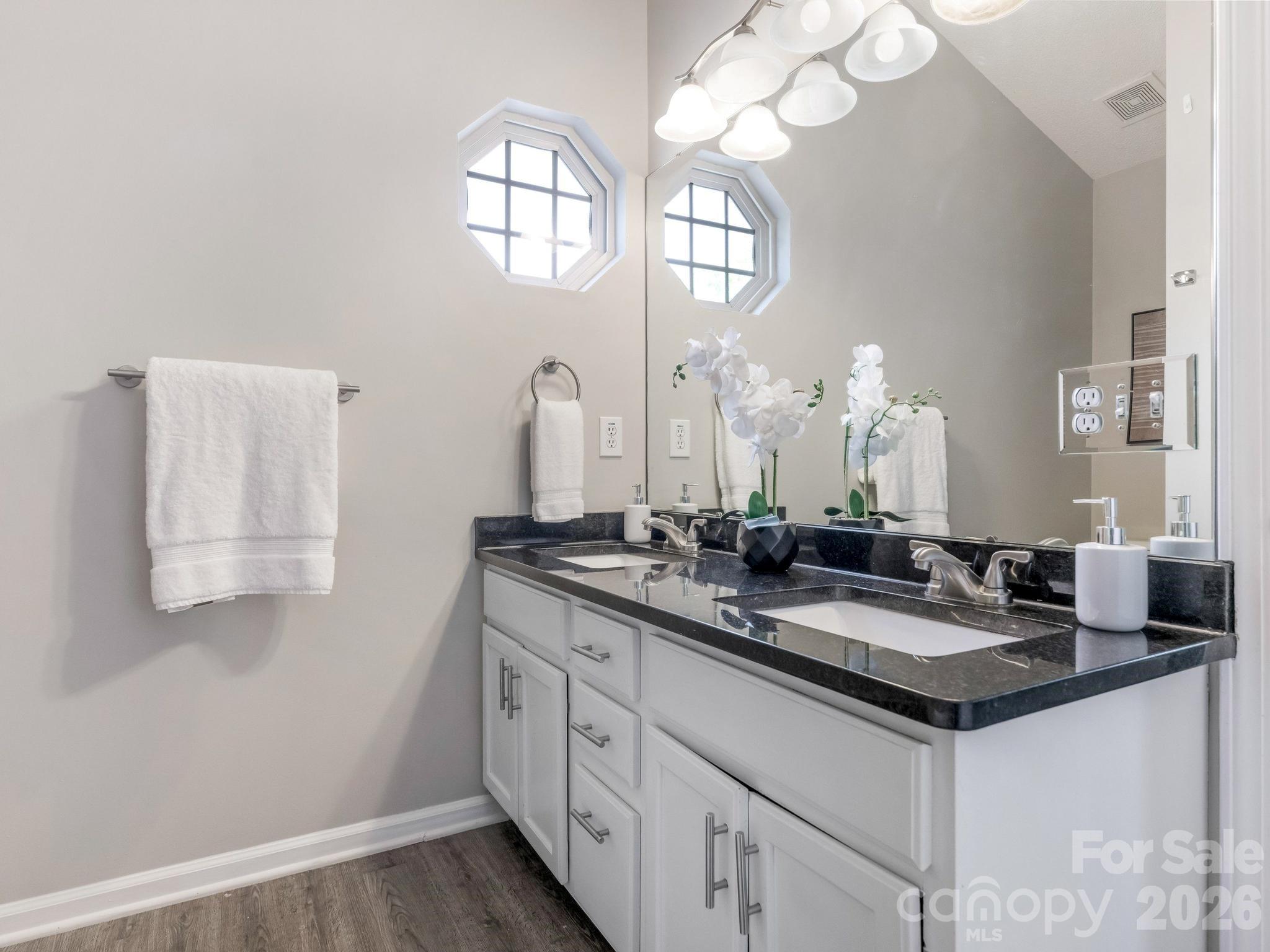 6208 Harburn Forest Drive Charlotte NC 28269
