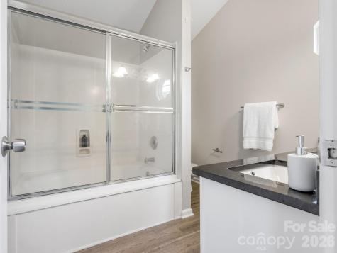 6208 Harburn Forest Drive Charlotte NC 28269
