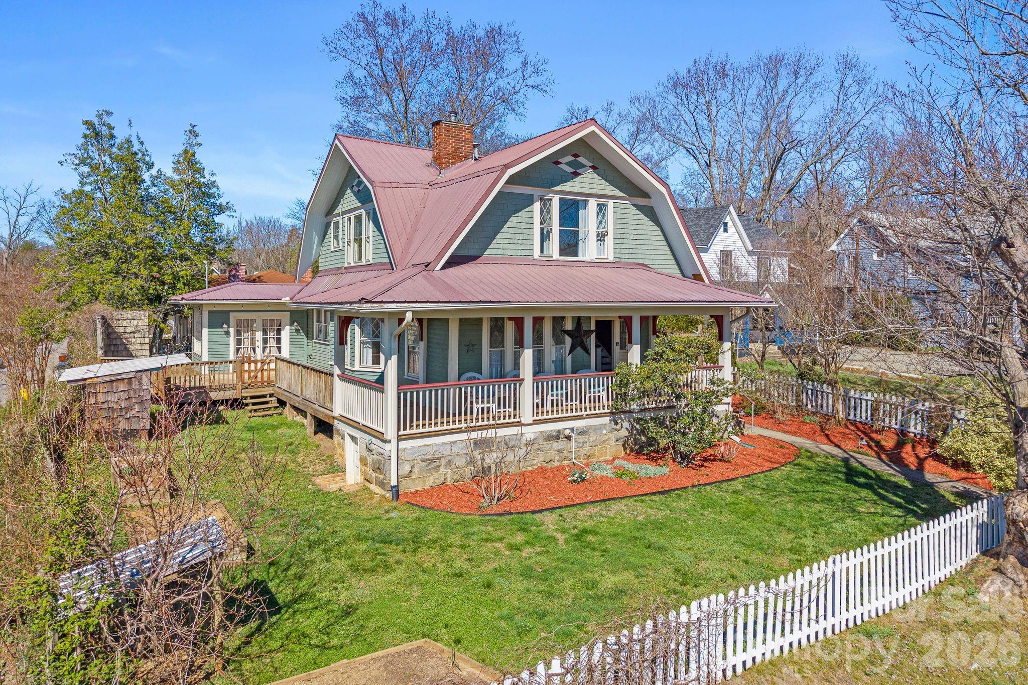 26 E Chestnut Street Asheville NC 28801