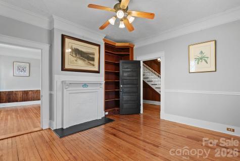 26 E Chestnut Street Asheville NC 28801
