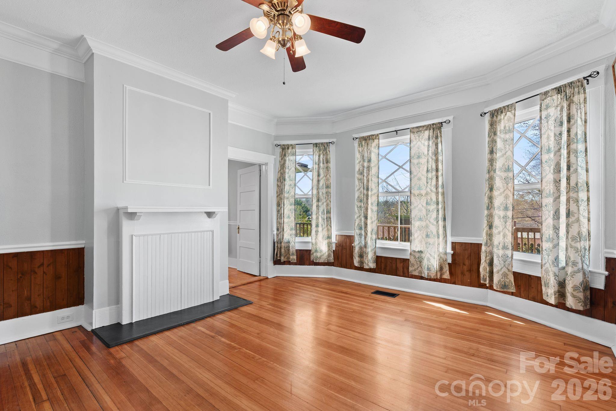 26 E Chestnut Street Asheville NC 28801