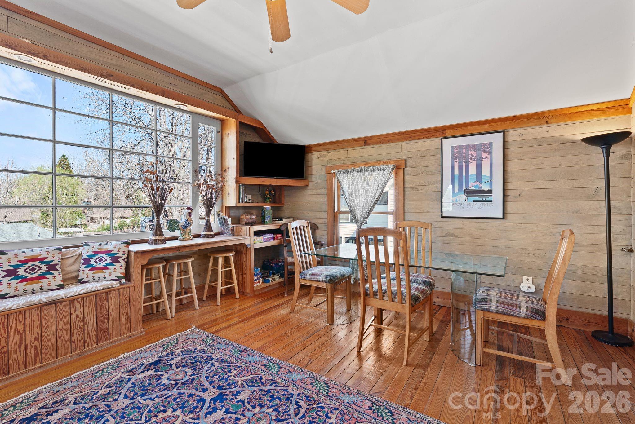 26 E Chestnut Street Asheville NC 28801