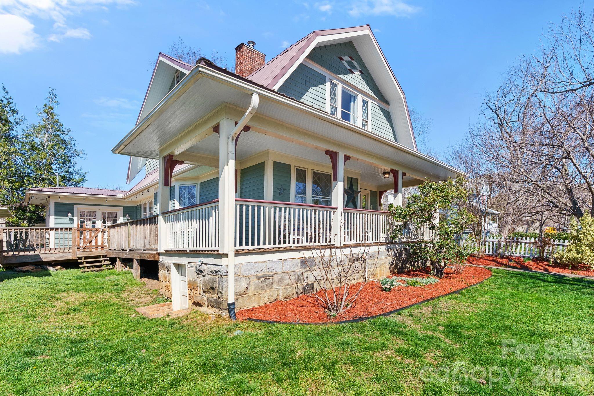 26 E Chestnut Street Asheville NC 28801