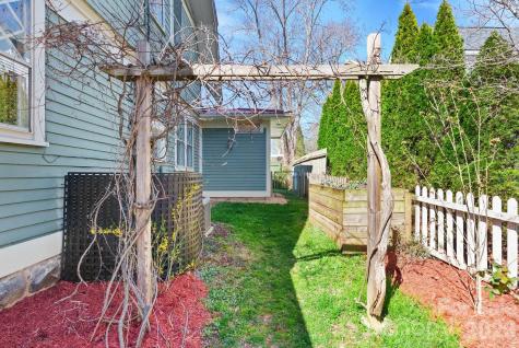 26 E Chestnut Street Asheville NC 28801