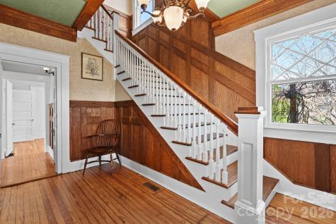 26 E Chestnut Street Asheville NC 28801