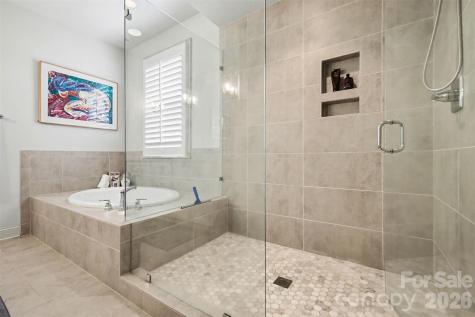 3030 Fairview Villa Court Charlotte NC 28209