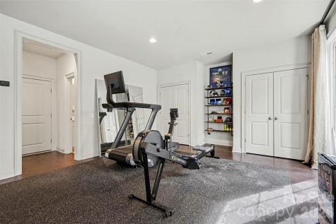 3030 Fairview Villa Court Charlotte NC 28209
