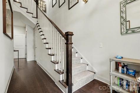 3030 Fairview Villa Court Charlotte NC 28209