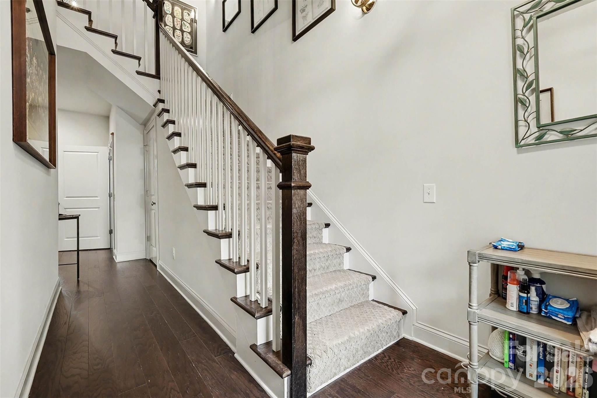 3030 Fairview Villa Court Charlotte NC 28209