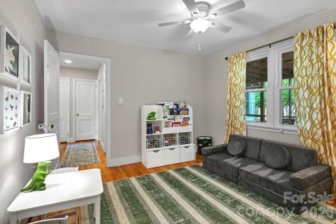 32 Central Avenue Weaverville NC 28787