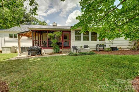 32 Central Avenue Weaverville NC 28787