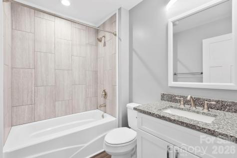 1844 Willow Road Hendersonville NC 28739