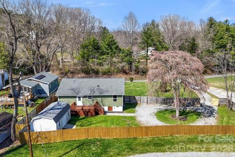 1844 Willow Road Hendersonville NC 28739