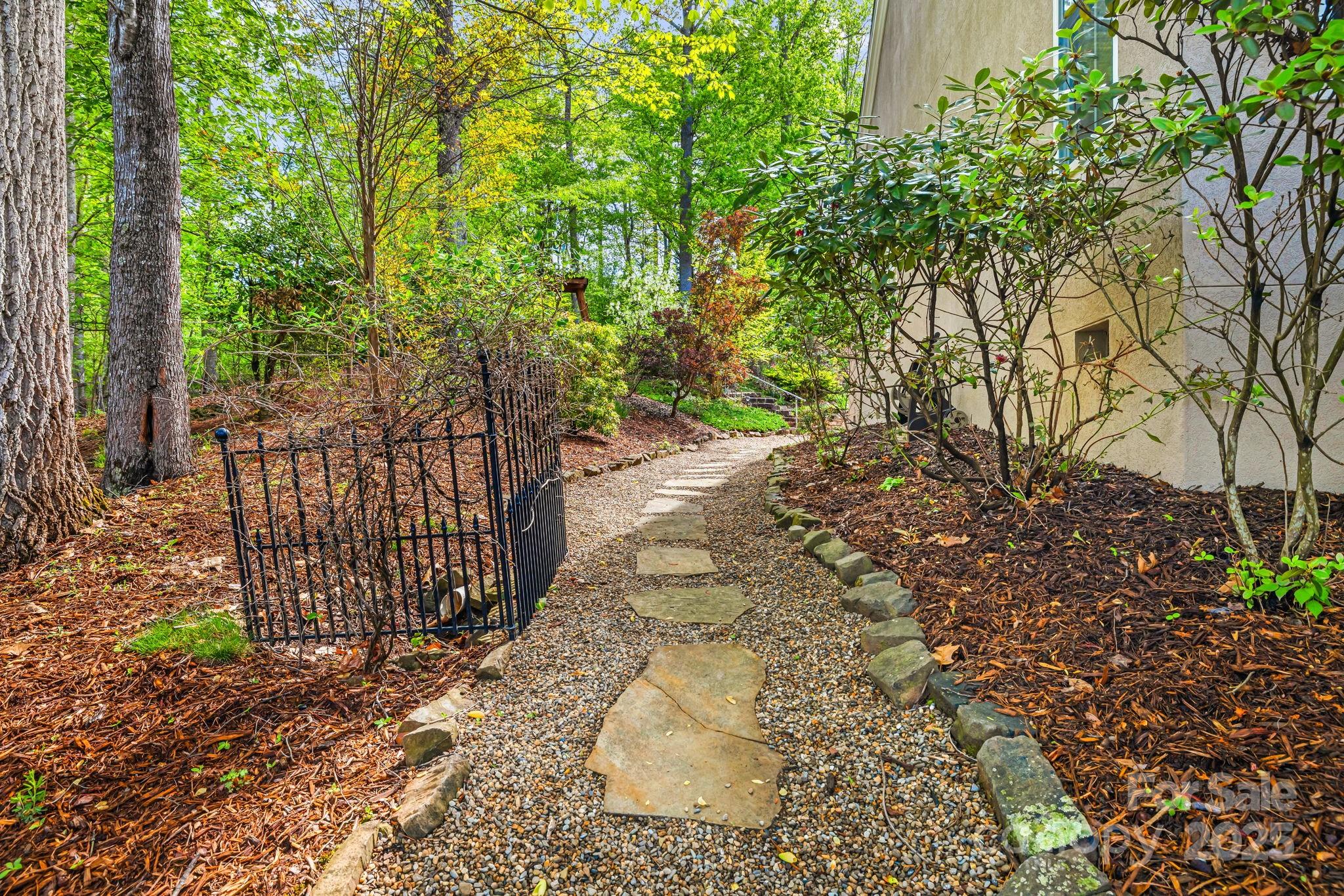 14 Larue Court Biltmore Lake NC 28715