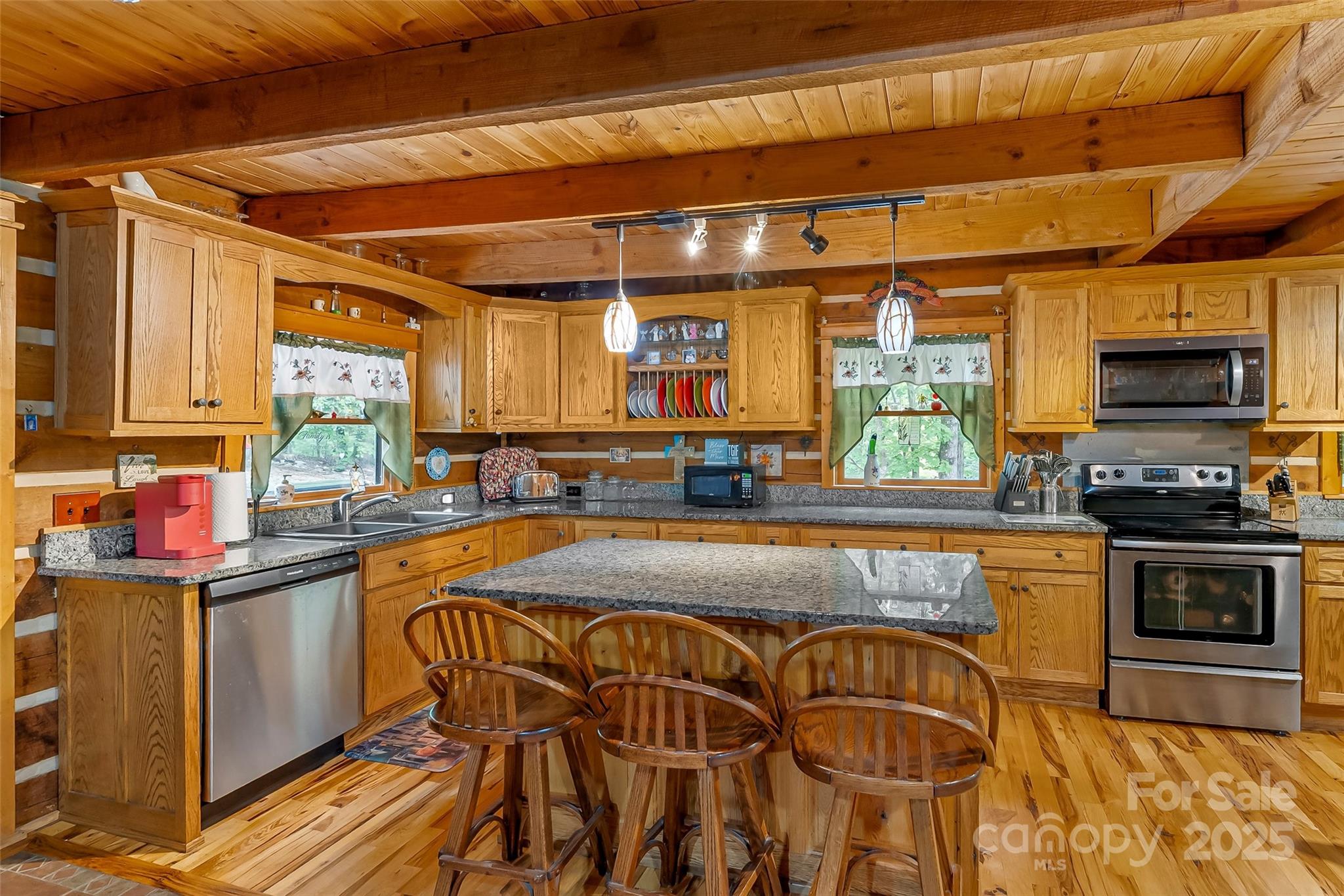 653 Lakeview Drive N Marion NC 28752