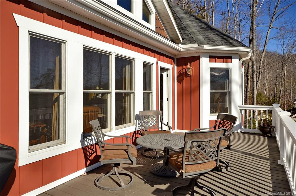 29 Hope View Road Swannanoa NC 28778