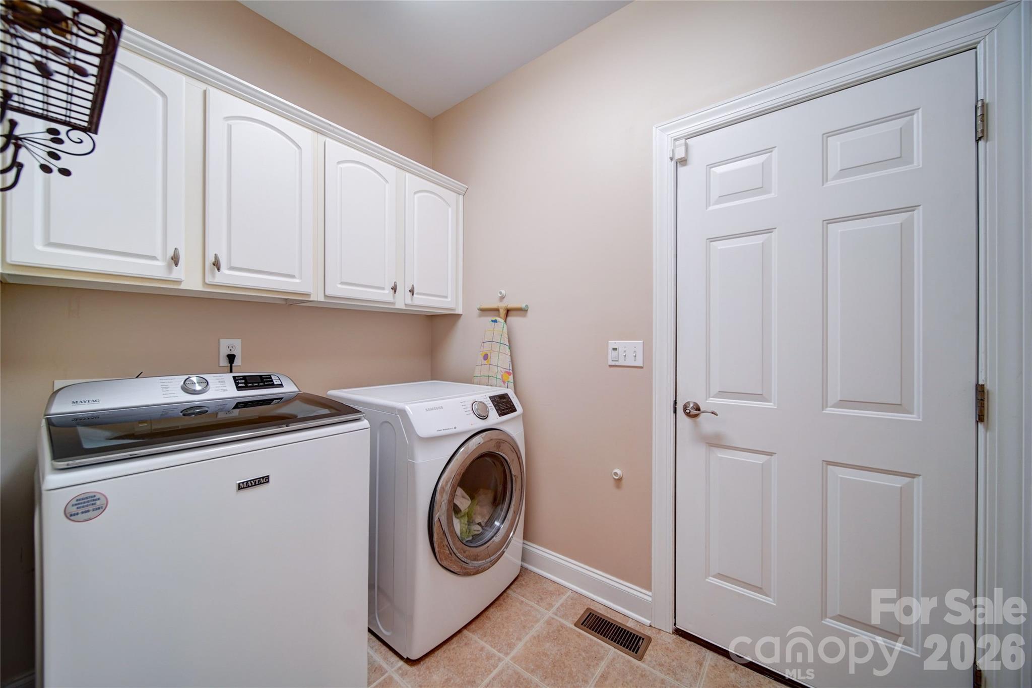 4763 River Hills Drive Denver NC 28037