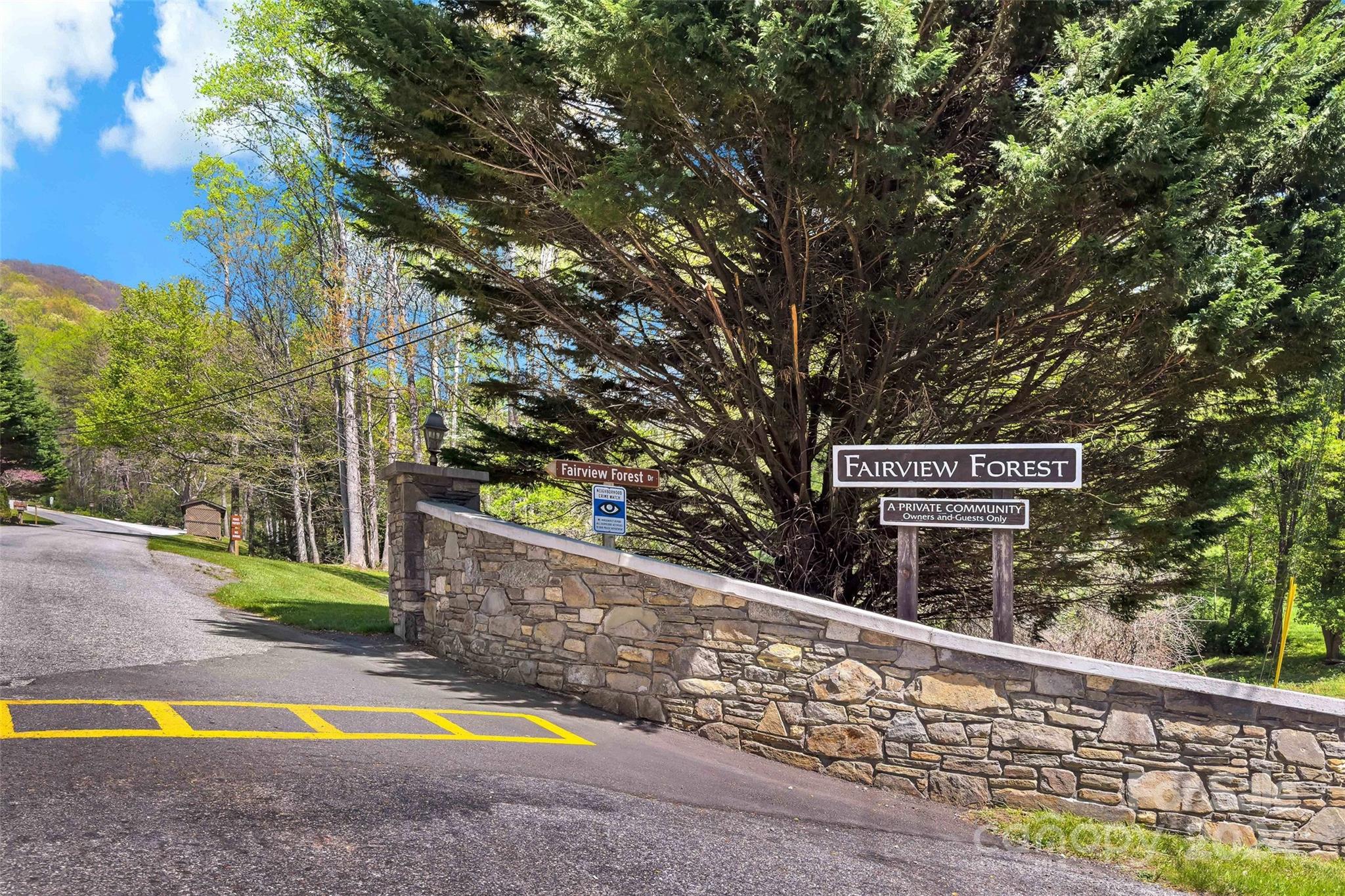 24 Black Oak Forest Road Fairview NC 28730