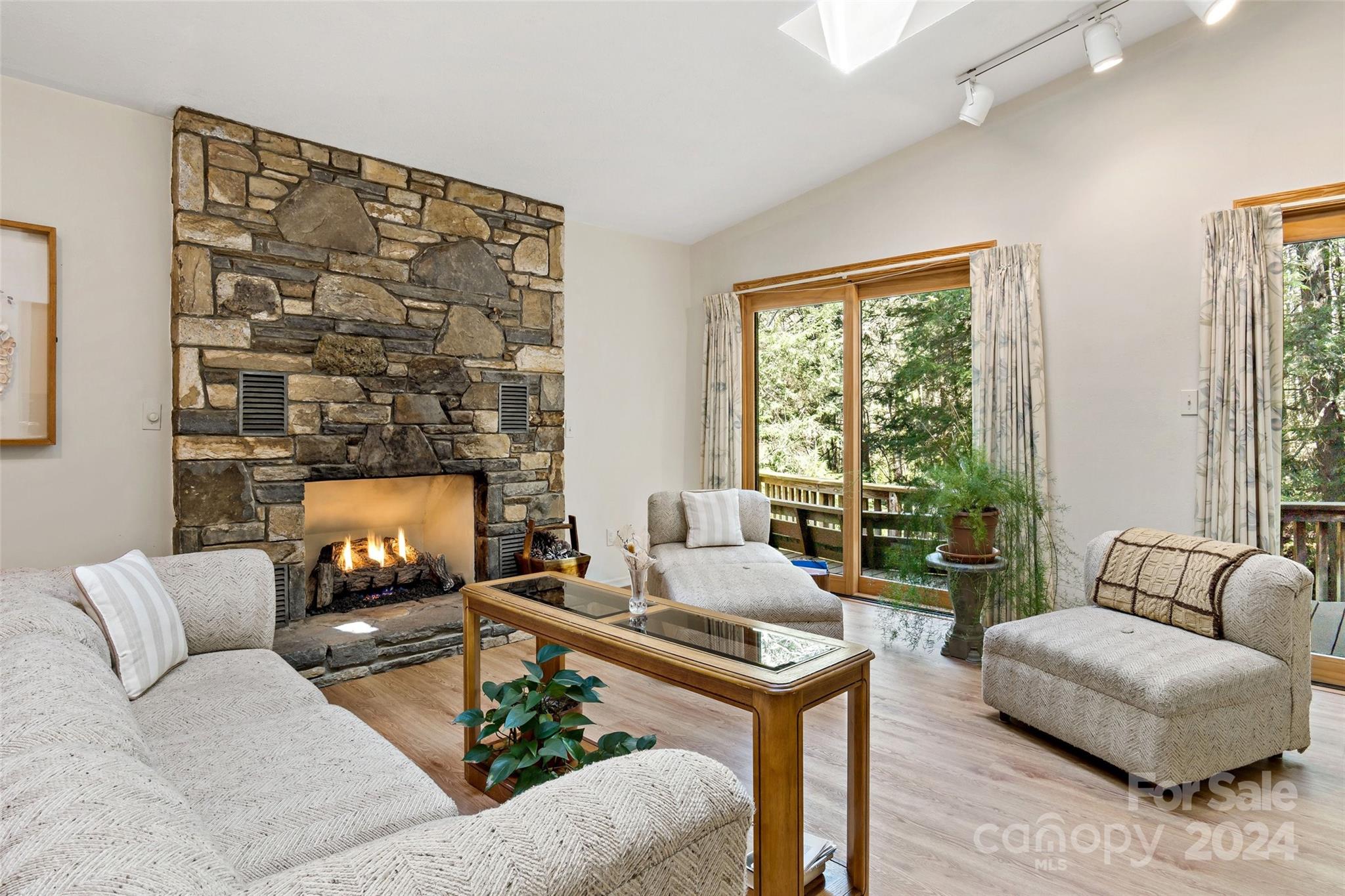 24 Black Oak Forest Road Fairview NC 28730