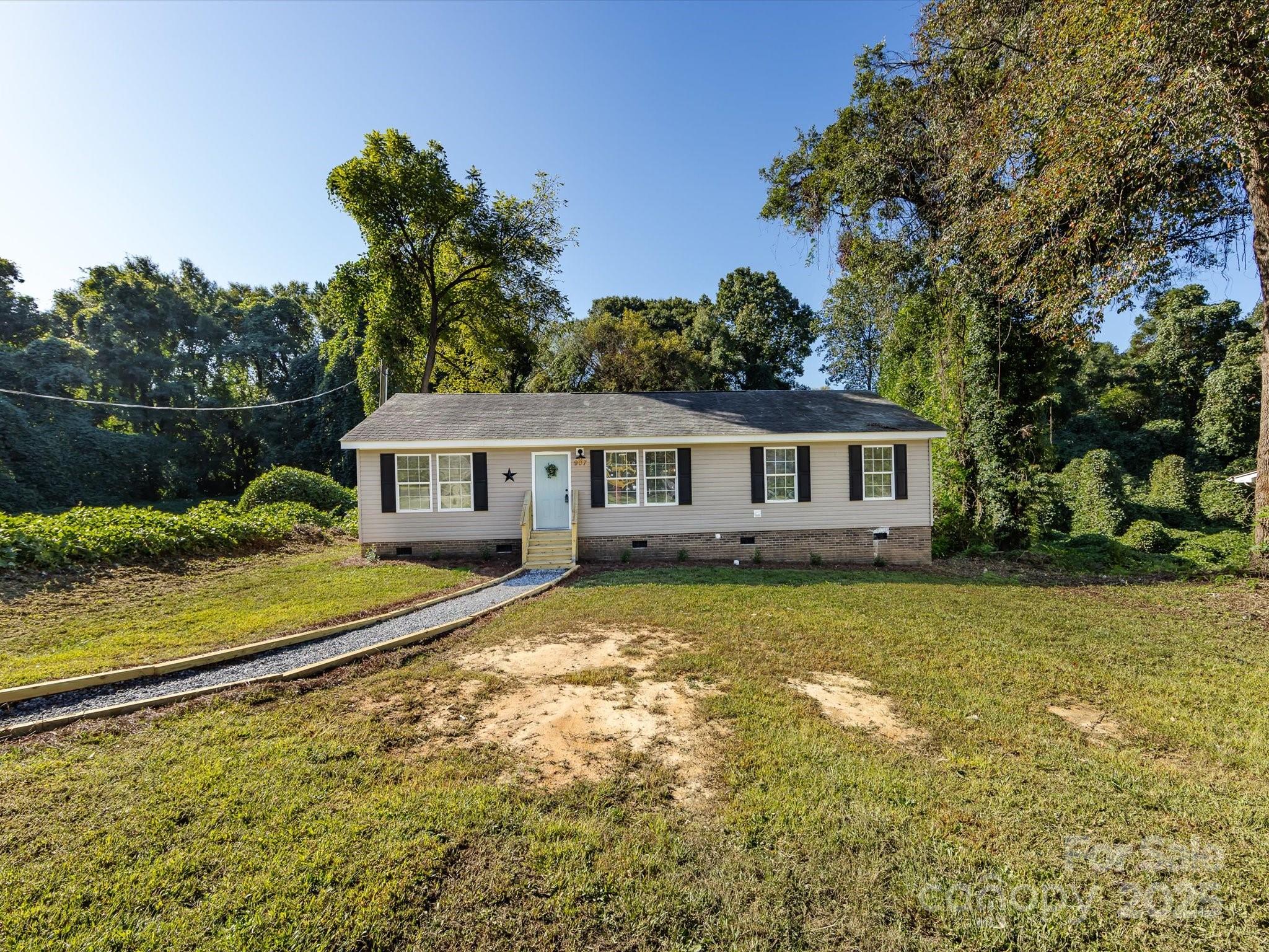 907 E 4th Avenue Gastonia NC 28054