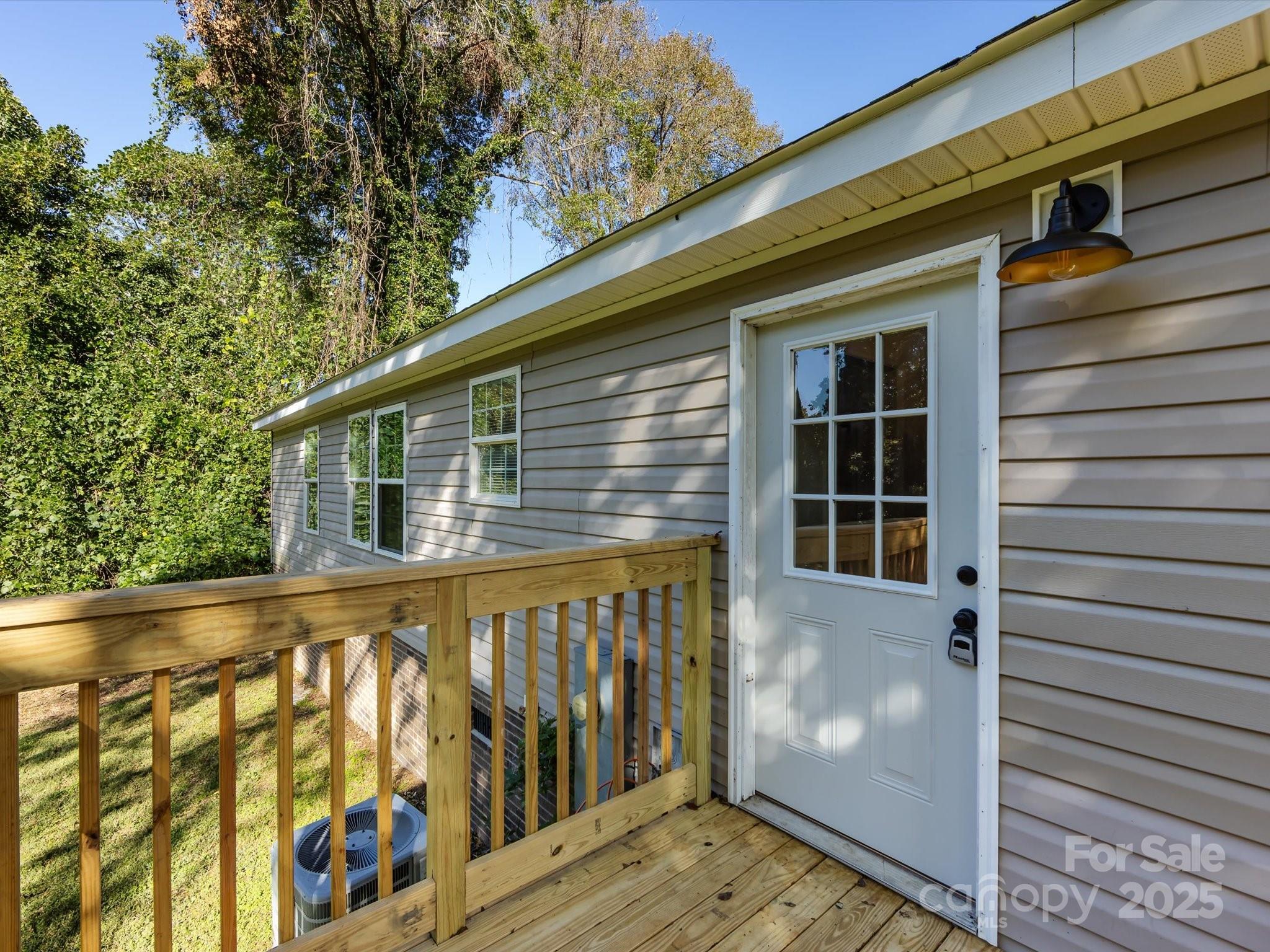 907 E 4th Avenue Gastonia NC 28054