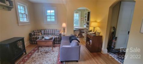 3521 Broad Street Clyde NC 28721
