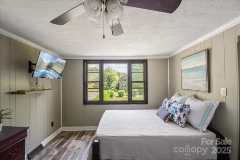 35 Homeway Road Asheville NC 28806