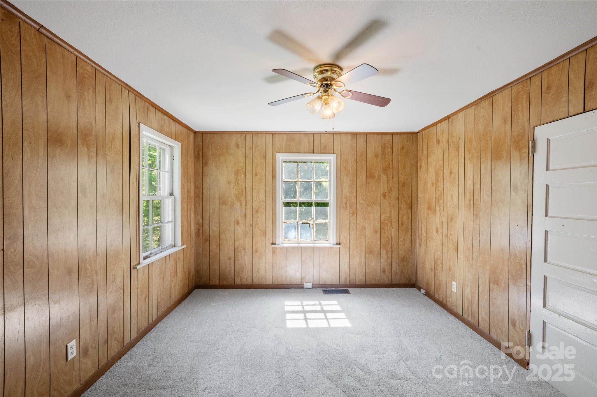 35 Homeway Road Asheville NC 28806