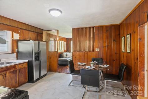 35 Homeway Road Asheville NC 28806