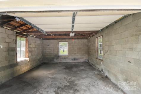 35 Homeway Road Asheville NC 28806