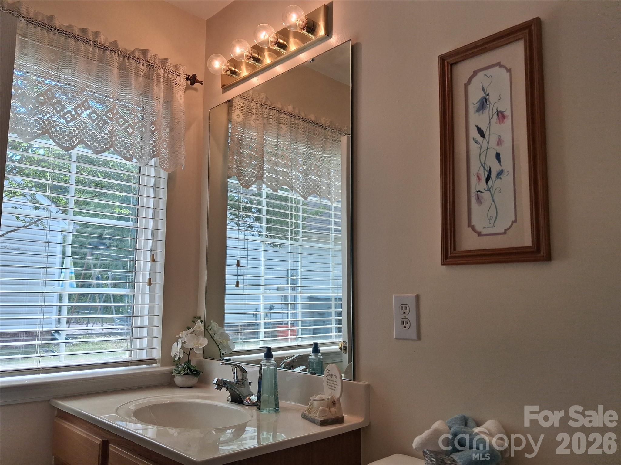 207 Woodlynn Drive Charlotte NC 28214