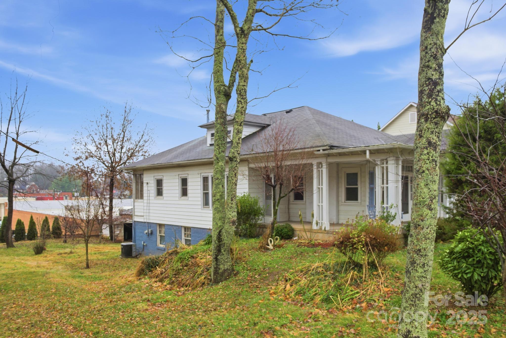 1011 Ashe Avenue NW Lenoir NC 28645