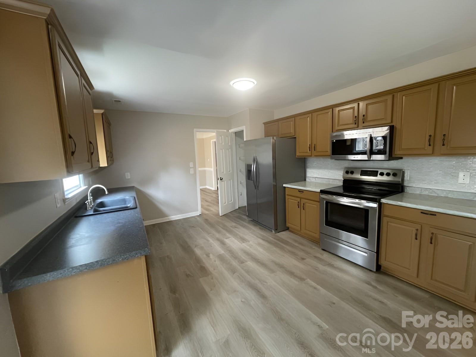 2229 Century Oaks Lane Charlotte NC 28262