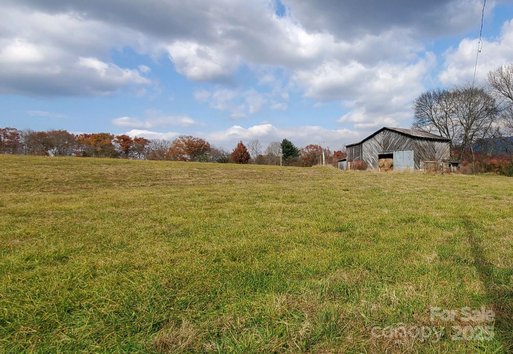 626 Fairview Loop Hot Springs NC 28743