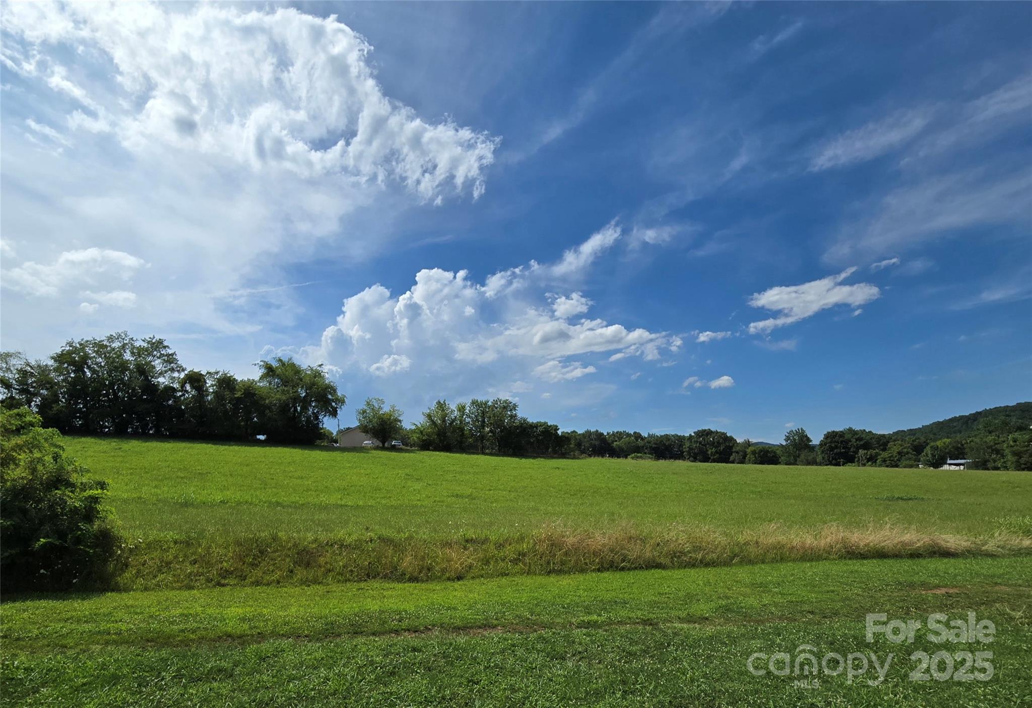 626 Fairview Loop Hot Springs NC 28743