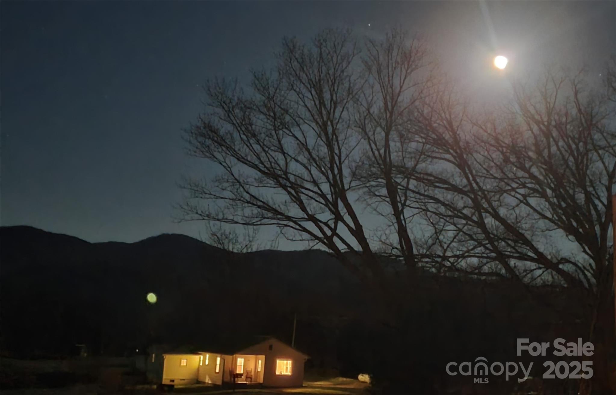 626 Fairview Loop Hot Springs NC 28743