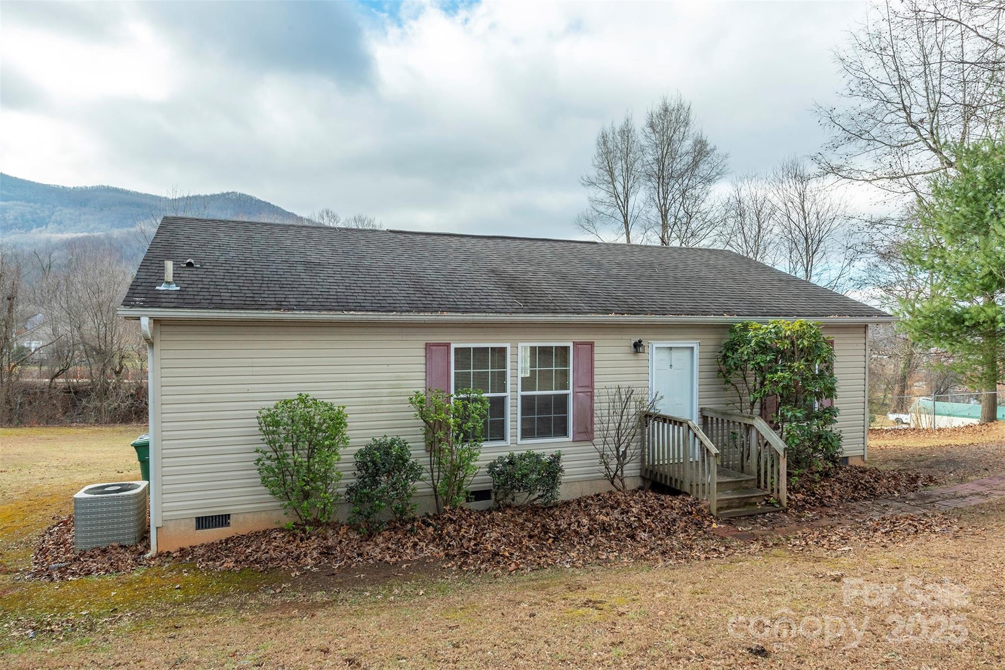 Swannanoa NC, 332 Richmond Avenue