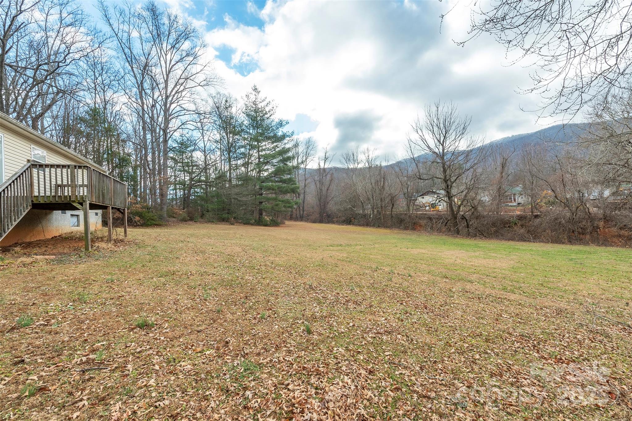 332 Richmond Avenue Swannanoa NC 28778