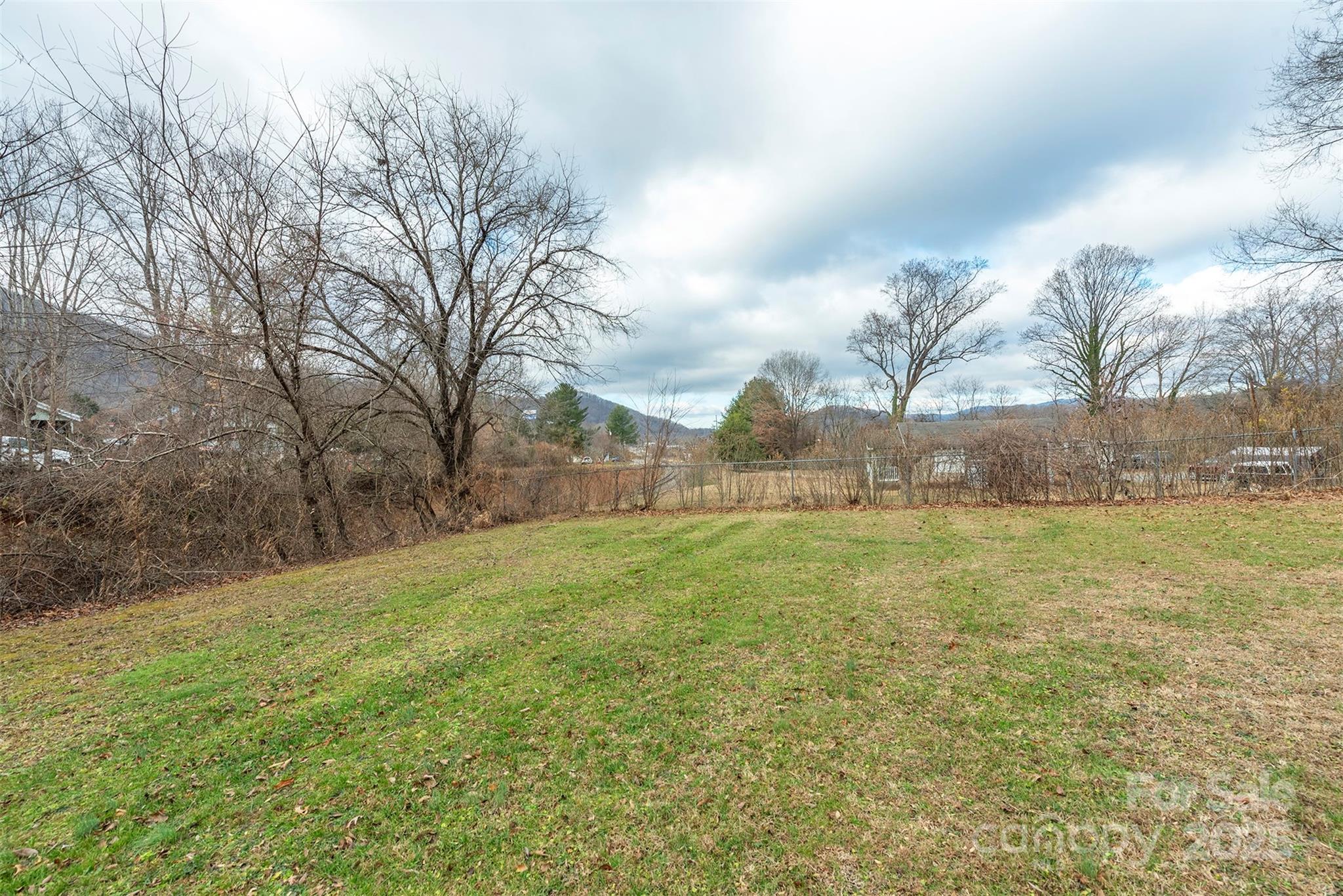 332 Richmond Avenue Swannanoa NC 28778