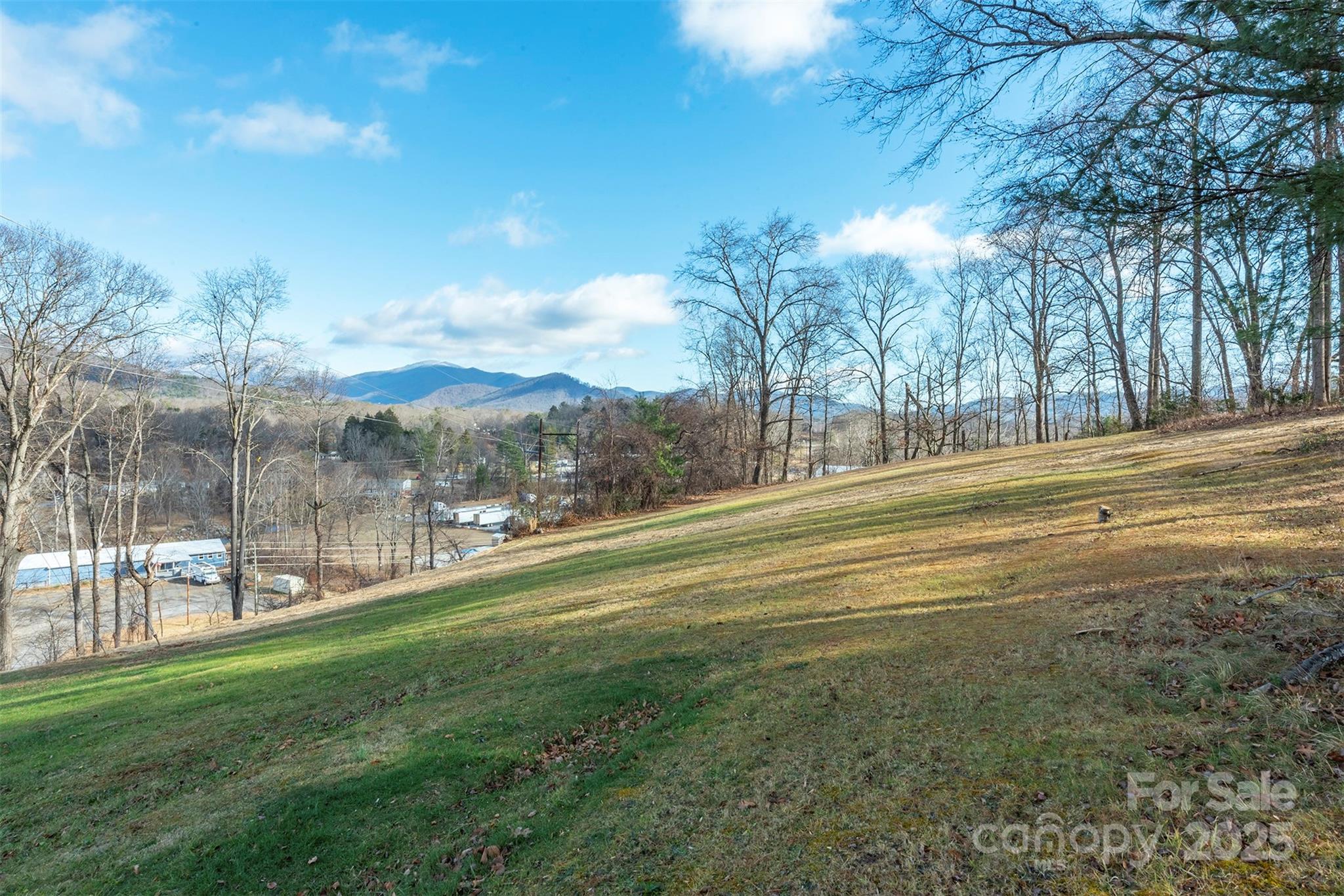 332 Richmond Avenue Swannanoa NC 28778