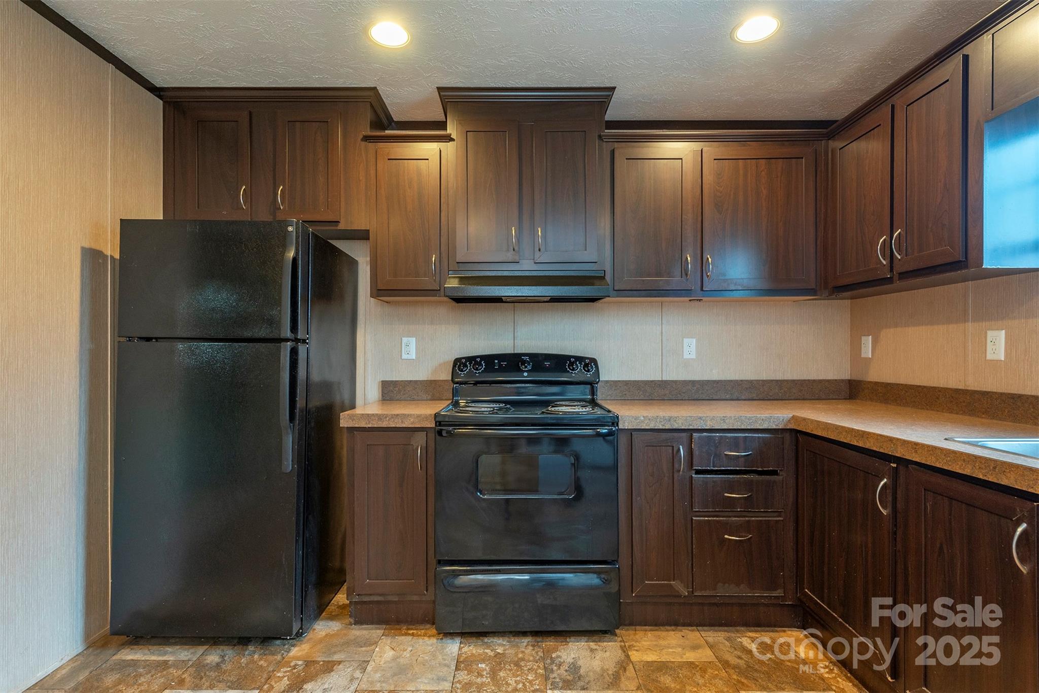 332 Richmond Avenue Swannanoa NC 28778