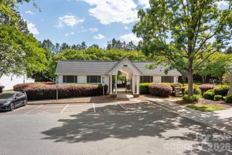 11540 Briddle Hall Court Charlotte NC 28214