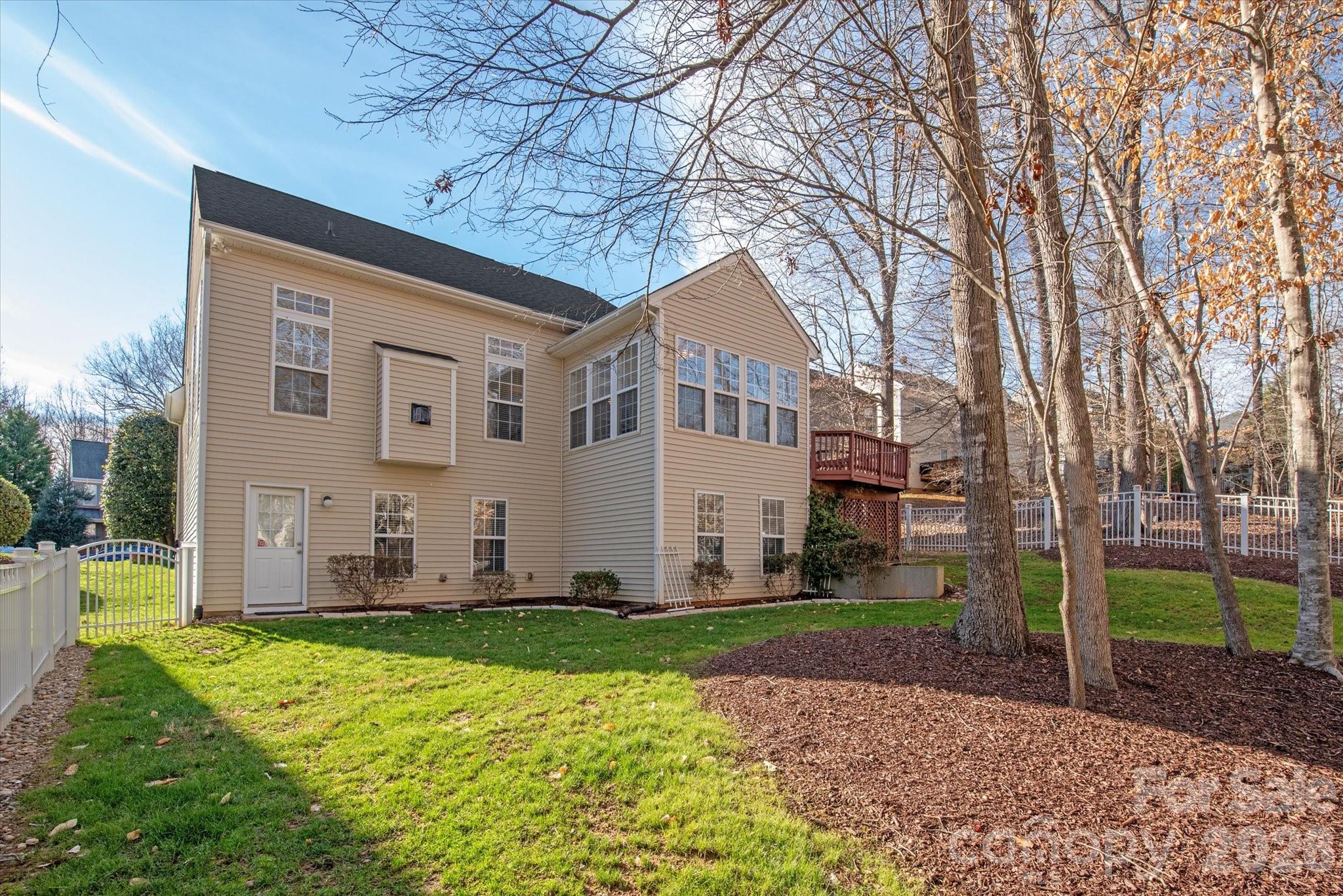 2141 Lord Proprietor Lane Waxhaw NC 28173