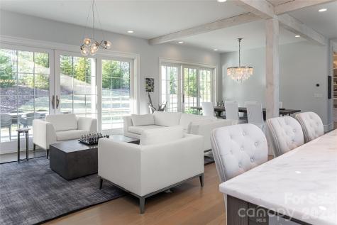 93 Mirehouse Run Asheville NC 28803