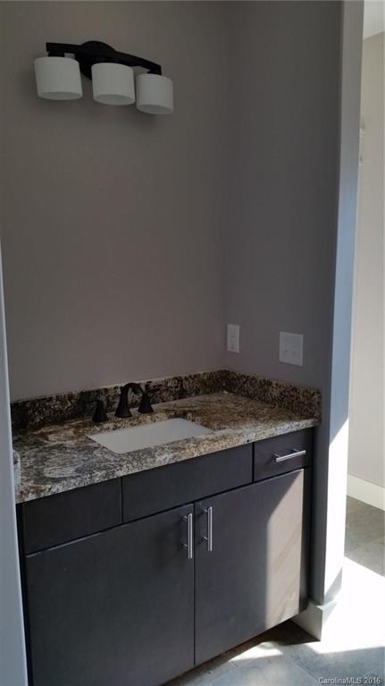 28 Shaker Court Asheville NC 28805