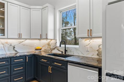 55 Timber Moss Drive Asheville NC 28804